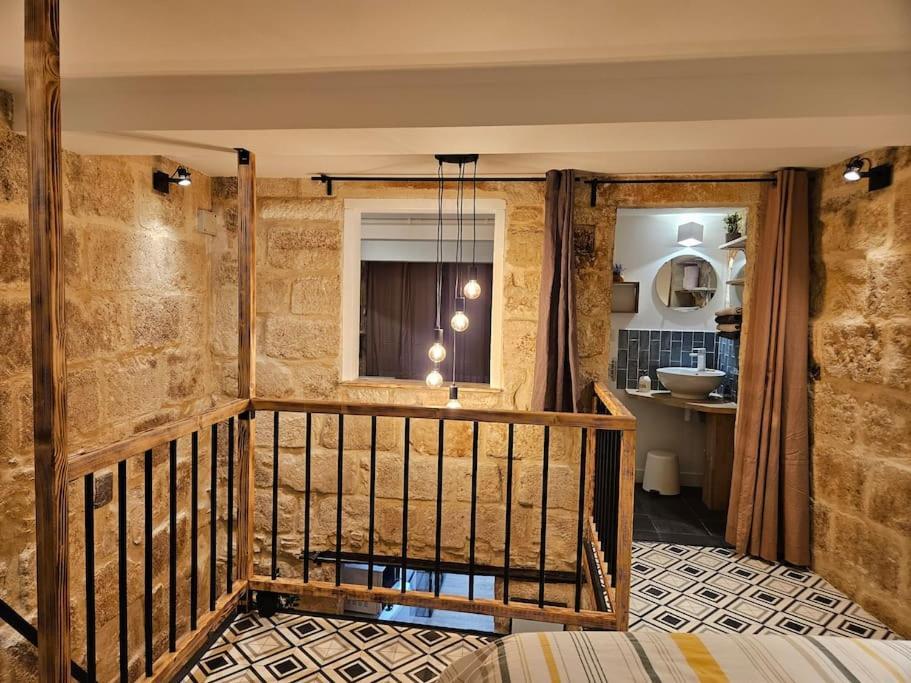 Sleep-In-Montpellier, Gaya, 6 Pers, Ecusson Apartment Luaran gambar