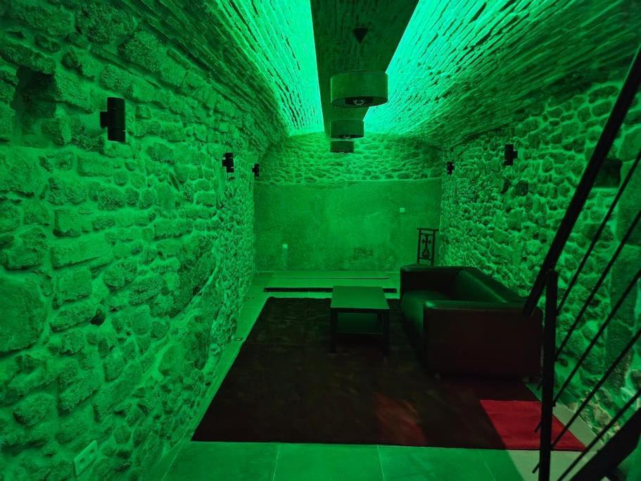 Sleep-In-Montpellier, Gaya, 6 Pers, Ecusson Apartment Luaran gambar