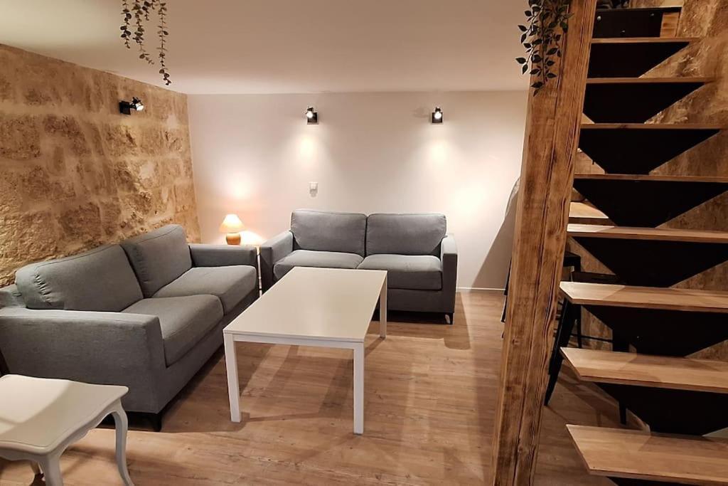 Sleep-In-Montpellier, Gaya, 6 Pers, Ecusson Apartment Luaran gambar